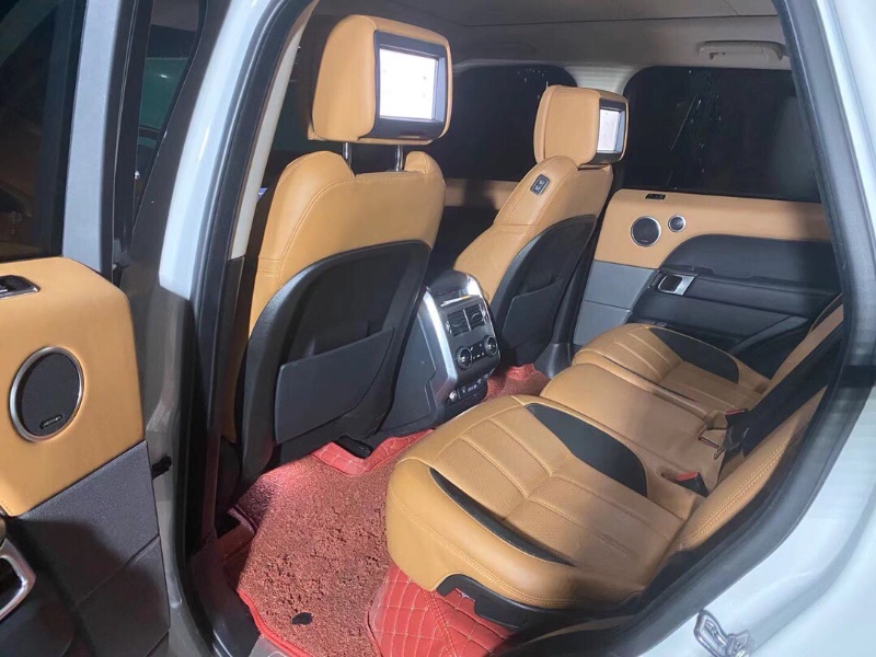 广州18年路虎揽胜运动1