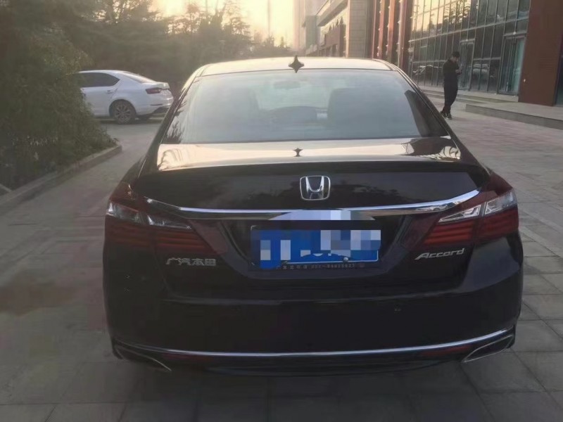 枣庄17年本田雅阁4