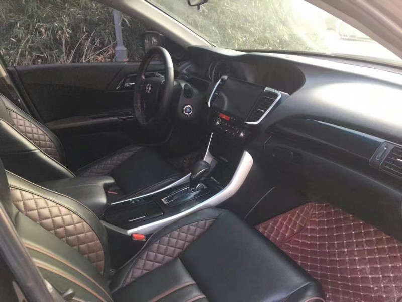 枣庄17年本田雅阁7