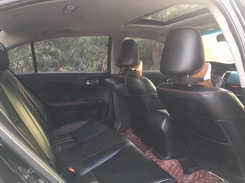 枣庄17年本田雅阁9