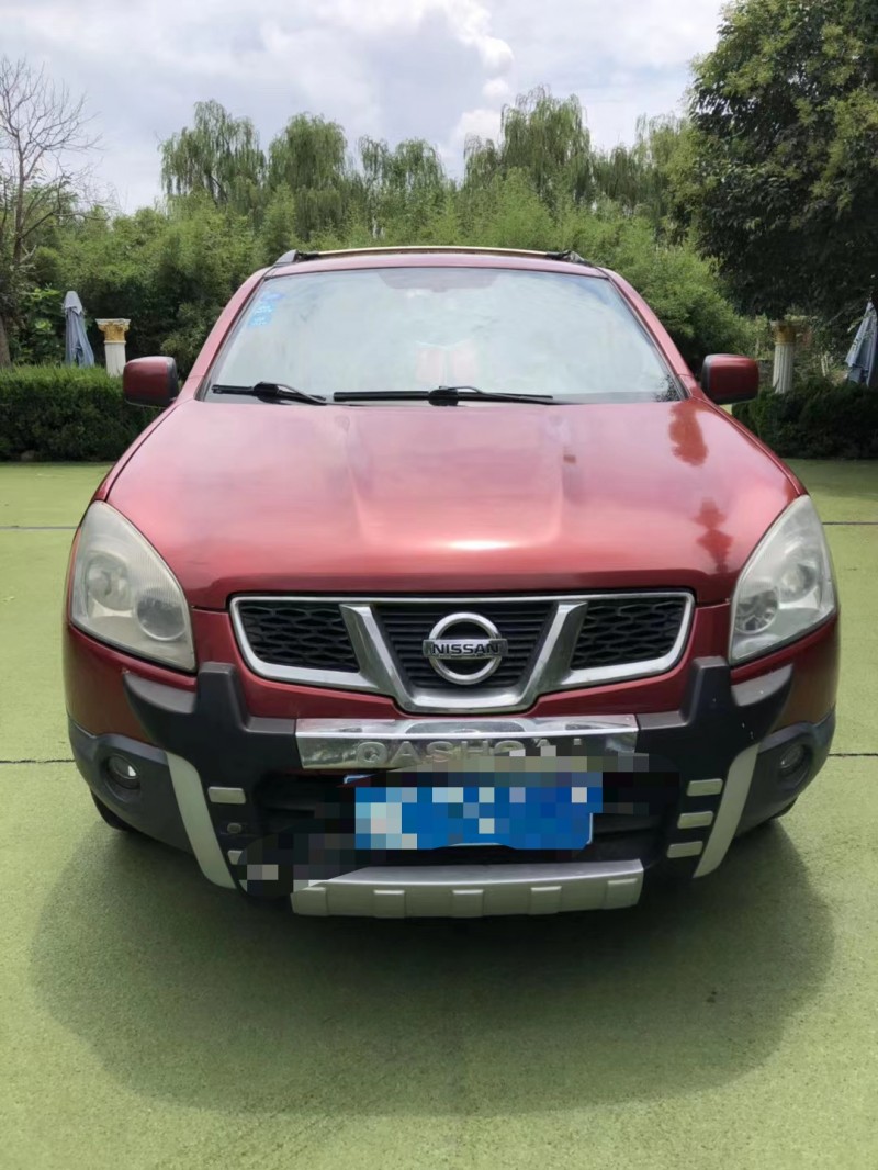 泰安12年日產逍客1