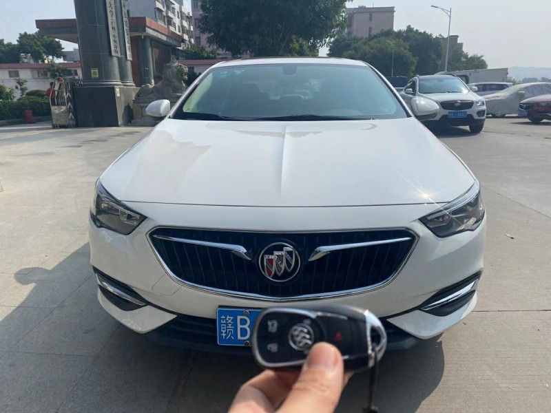 广州20年别克君威1