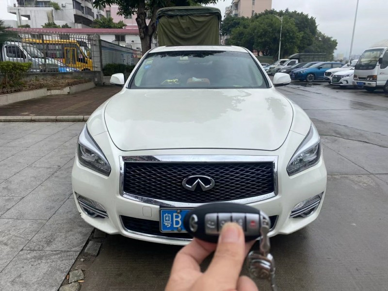 廣州16年英菲尼迪Q701
