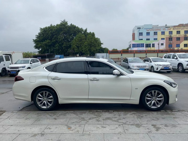 廣州16年英菲尼迪Q7010
