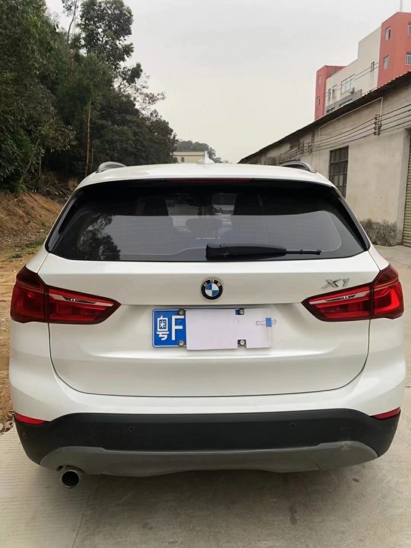 江门17年宝马X16