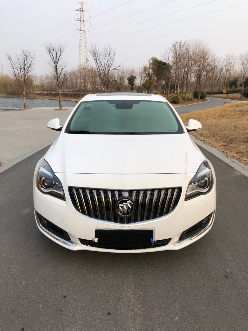 徐州13年别克君威9