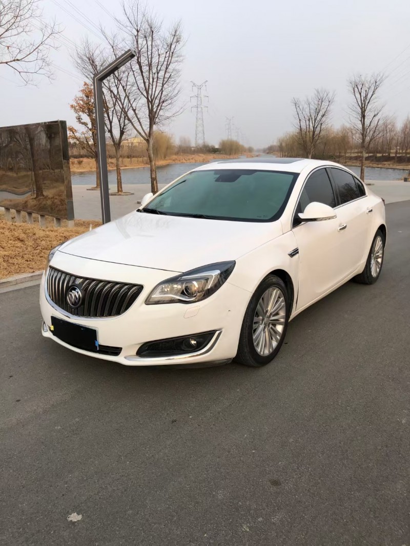 徐州13年别克君威7