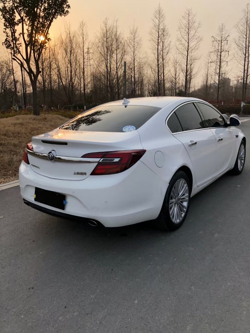 徐州13年别克君威5