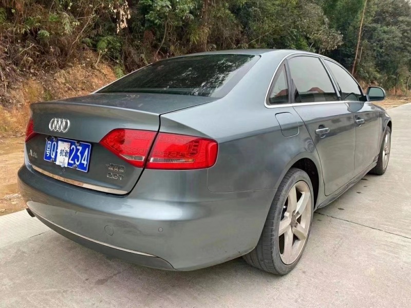 江门12年奥迪A4L8