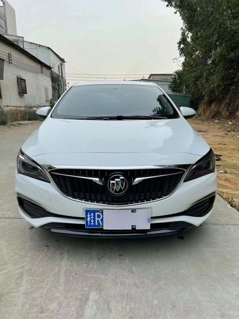 江门19年别克威朗1