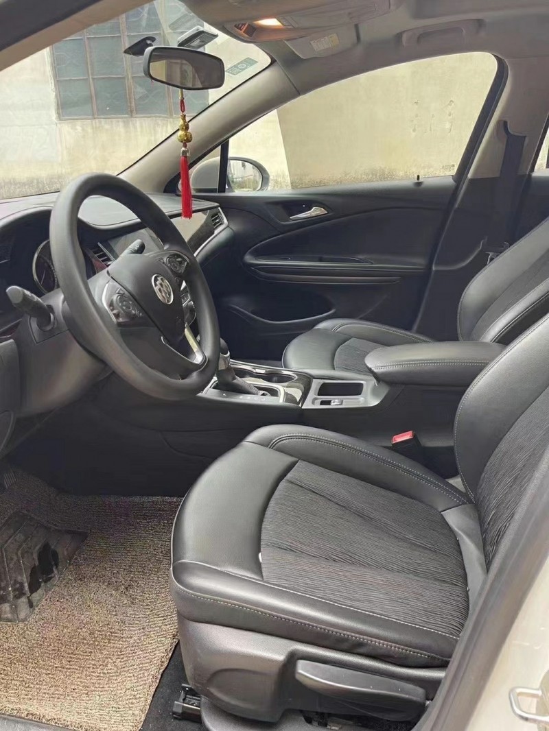 江门19年别克威朗9