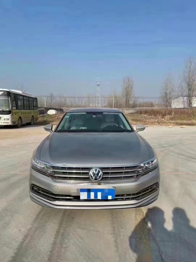 北京18年大众辉昂1