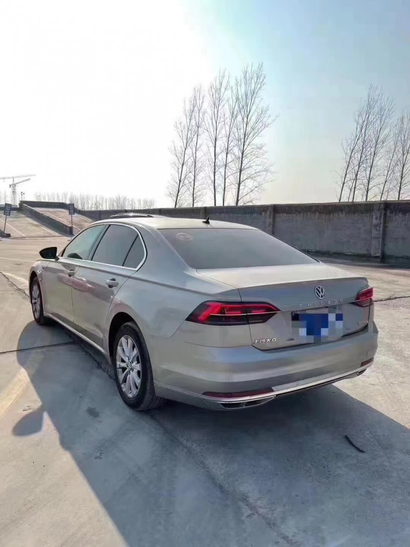 北京18年大众辉昂6