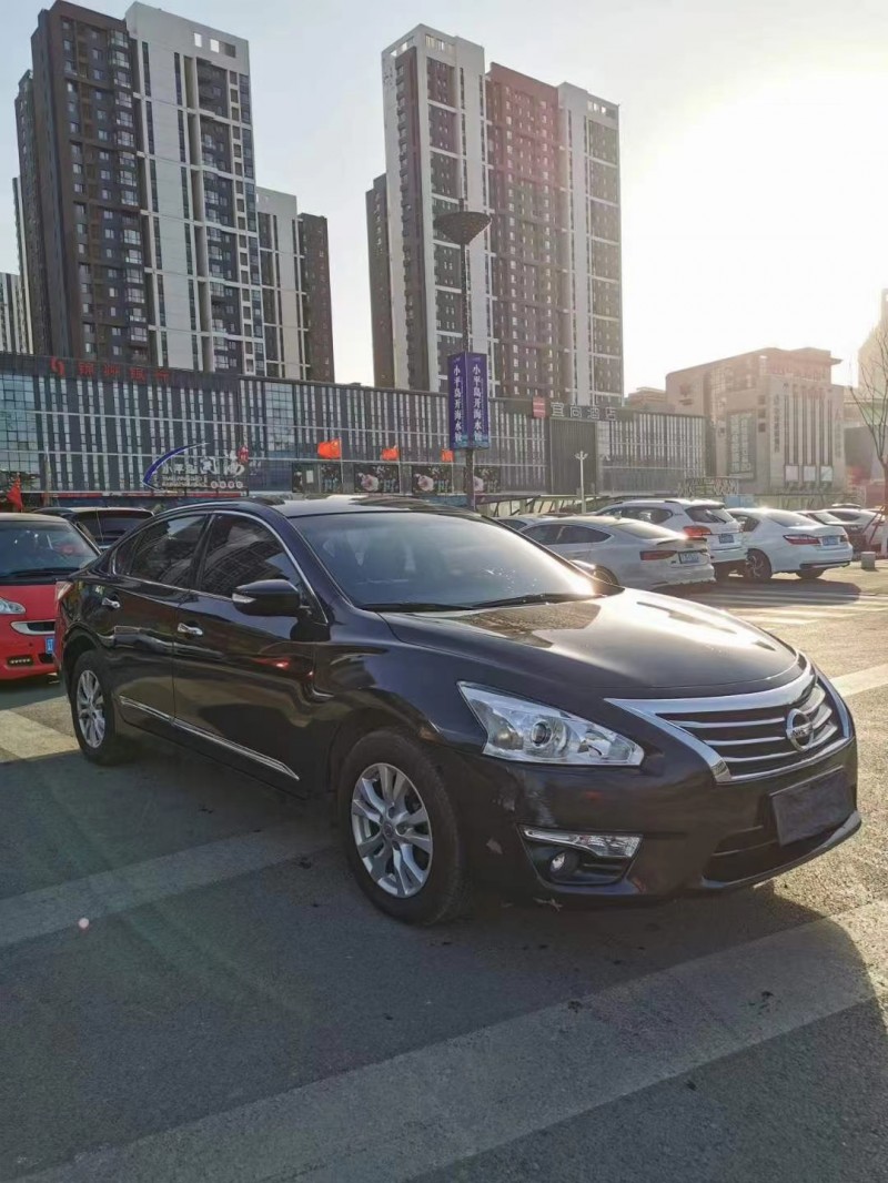 沈陽15年日產天籟3