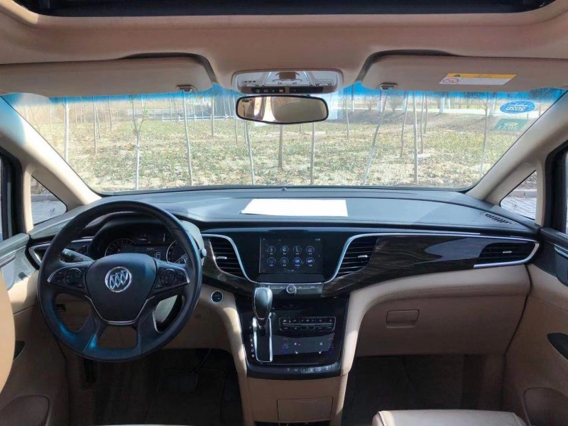 徐州17年别克GL83