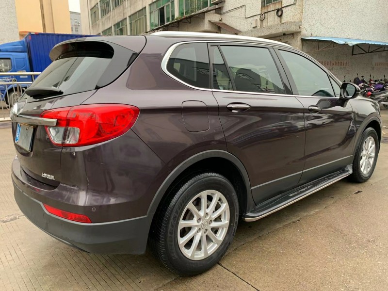 中山17年别克昂科威9