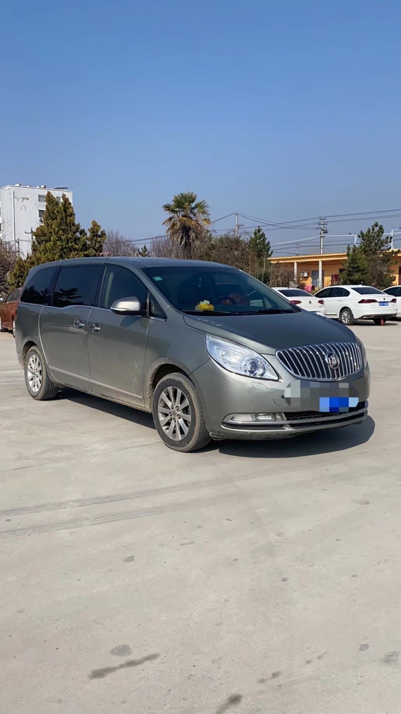 徐州11年别克GL82