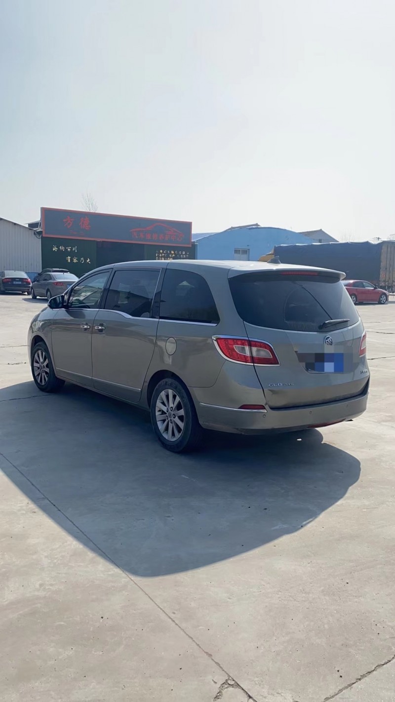 徐州11年别克GL85