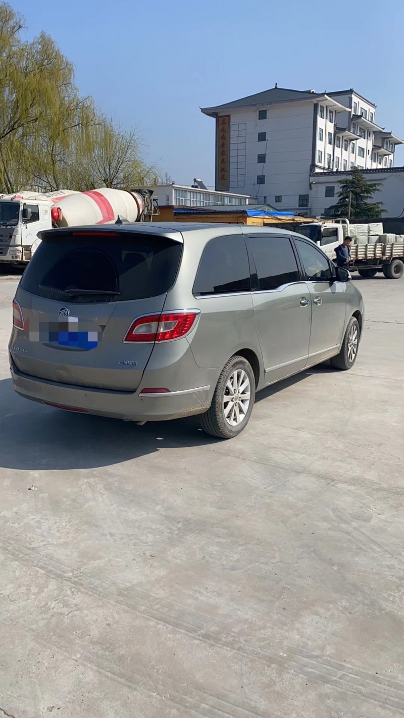 徐州11年别克GL86