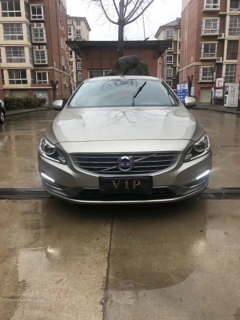 徐州16年沃尔沃S60L1