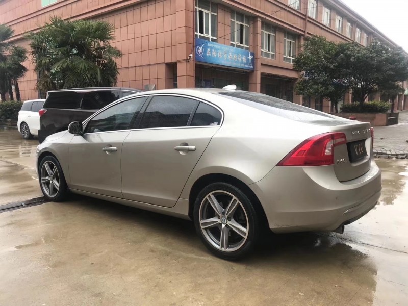 徐州16年沃尔沃S60L6