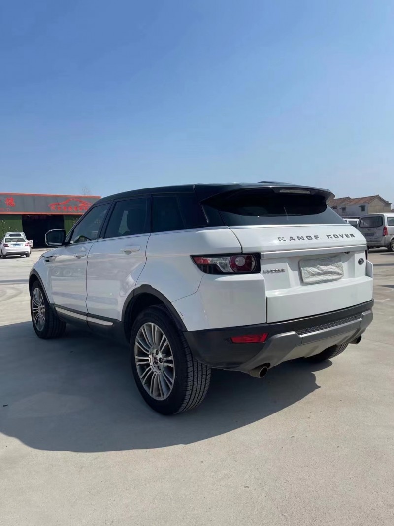 徐州12年路虎极光5