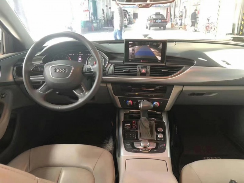 济宁14年奥迪A6L8