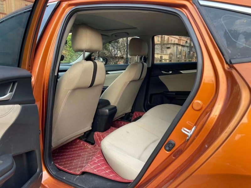 东莞18年本田思域5