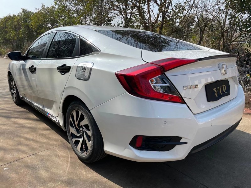 盐城17年本田思域2