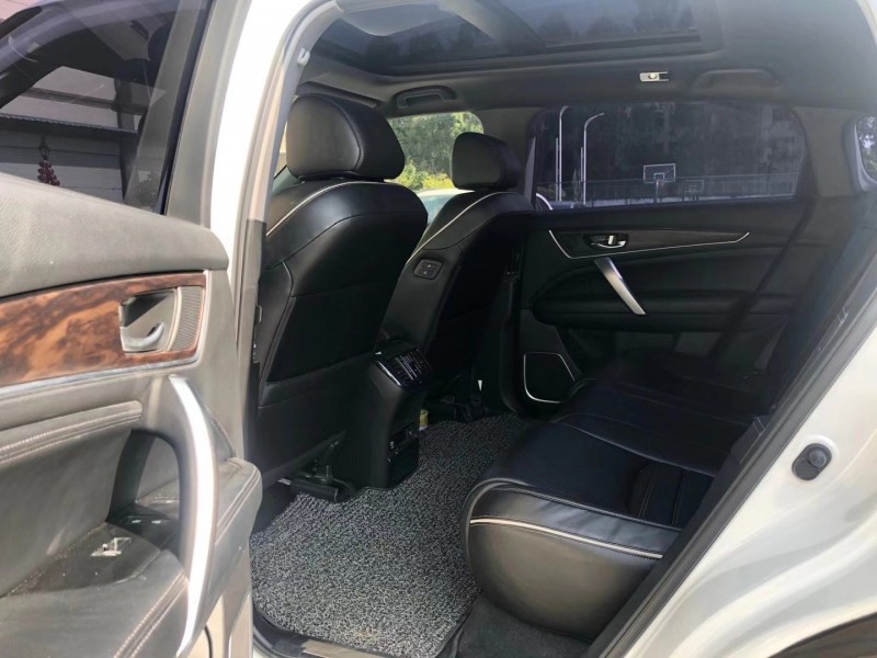 东莞17年本田URV5