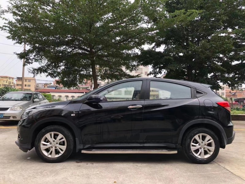 广州16年本田缤智4