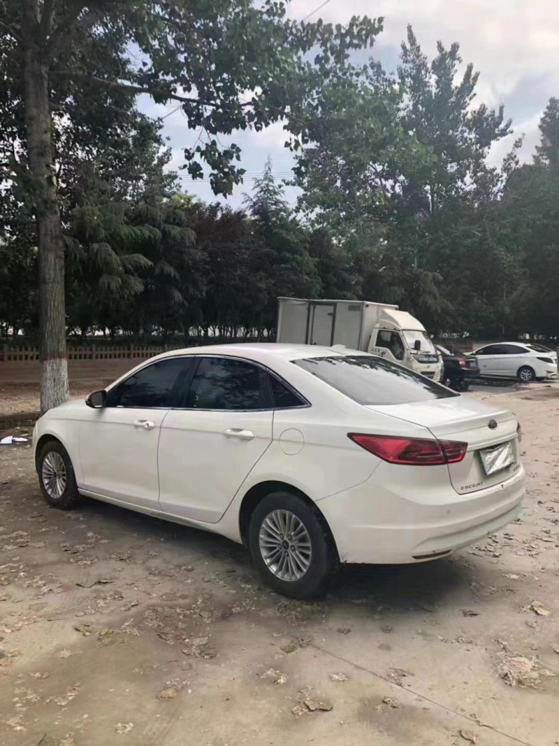 枣庄17年福特福睿斯8