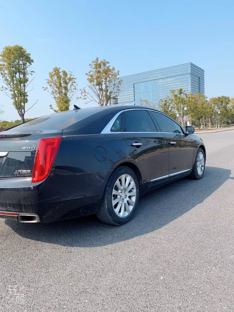 宿州16年凯迪拉克XT56