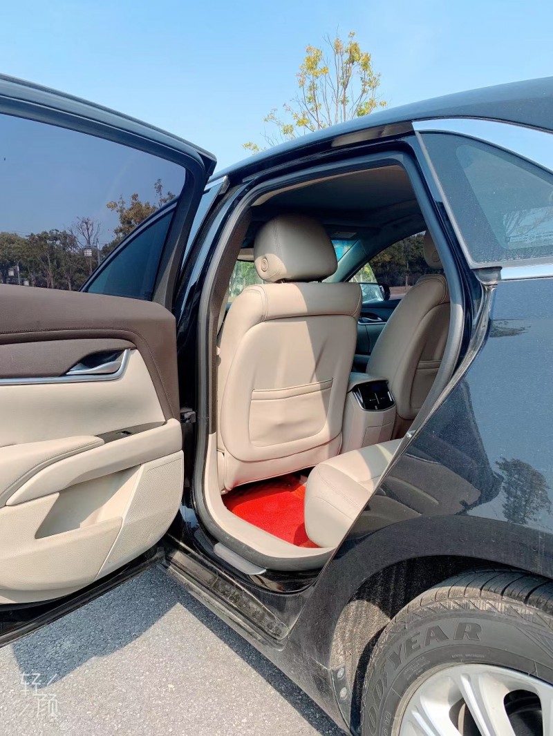 宿州16年凯迪拉克XT52