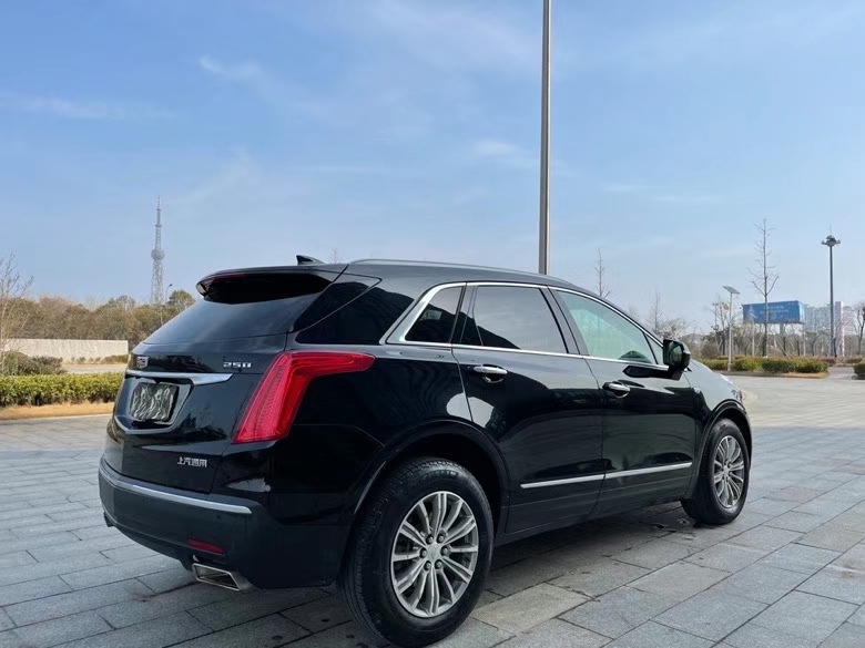 盐城17年凯迪拉克XT57