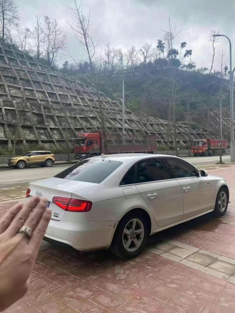 貴陽16年奧迪A4L6