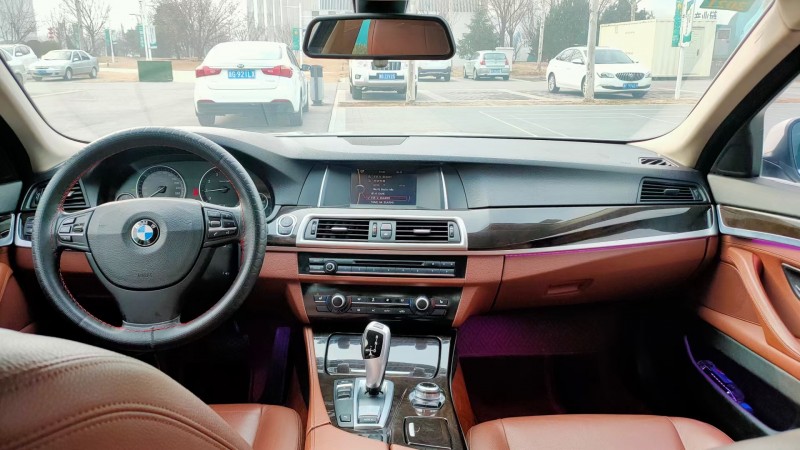 保定15年宝马5系3