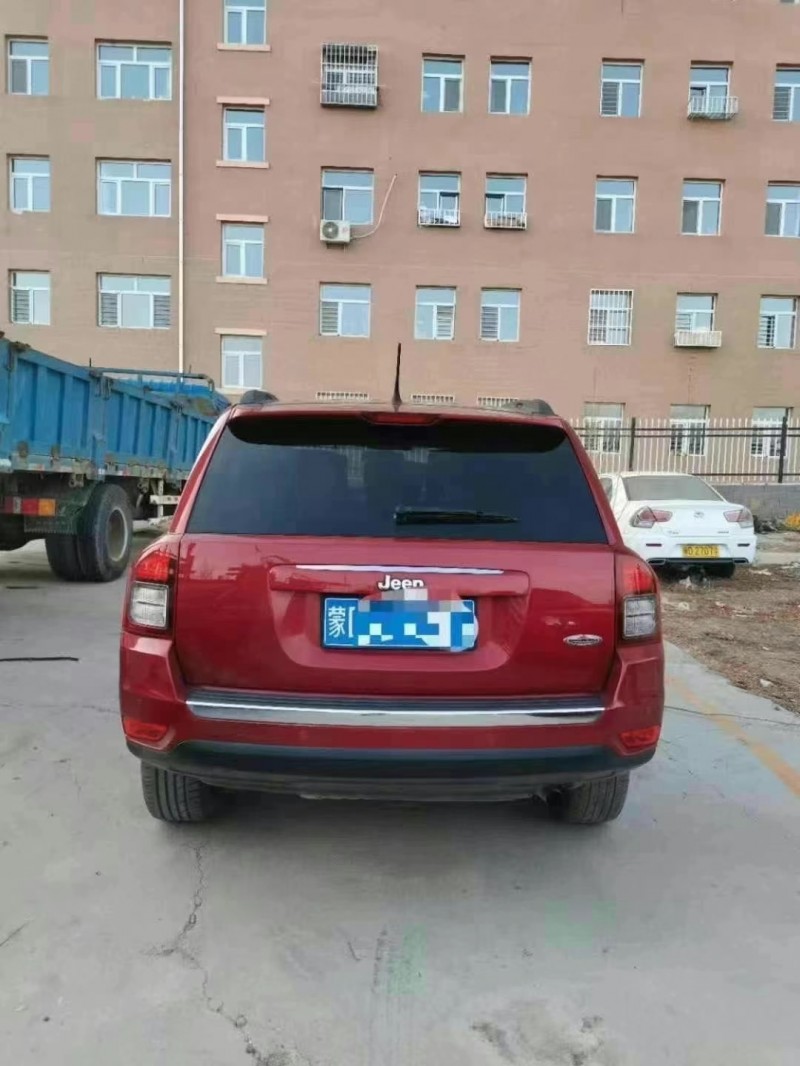 赤峰15年Jeep指南者9