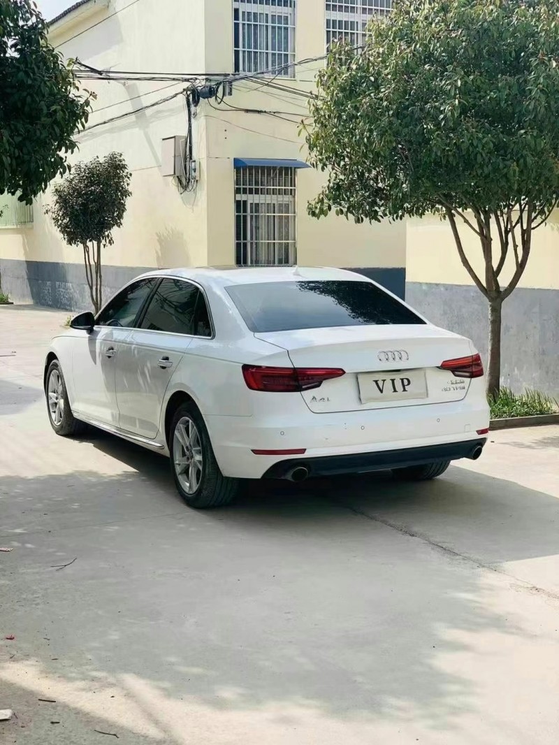 徐州17年奥迪A4L2