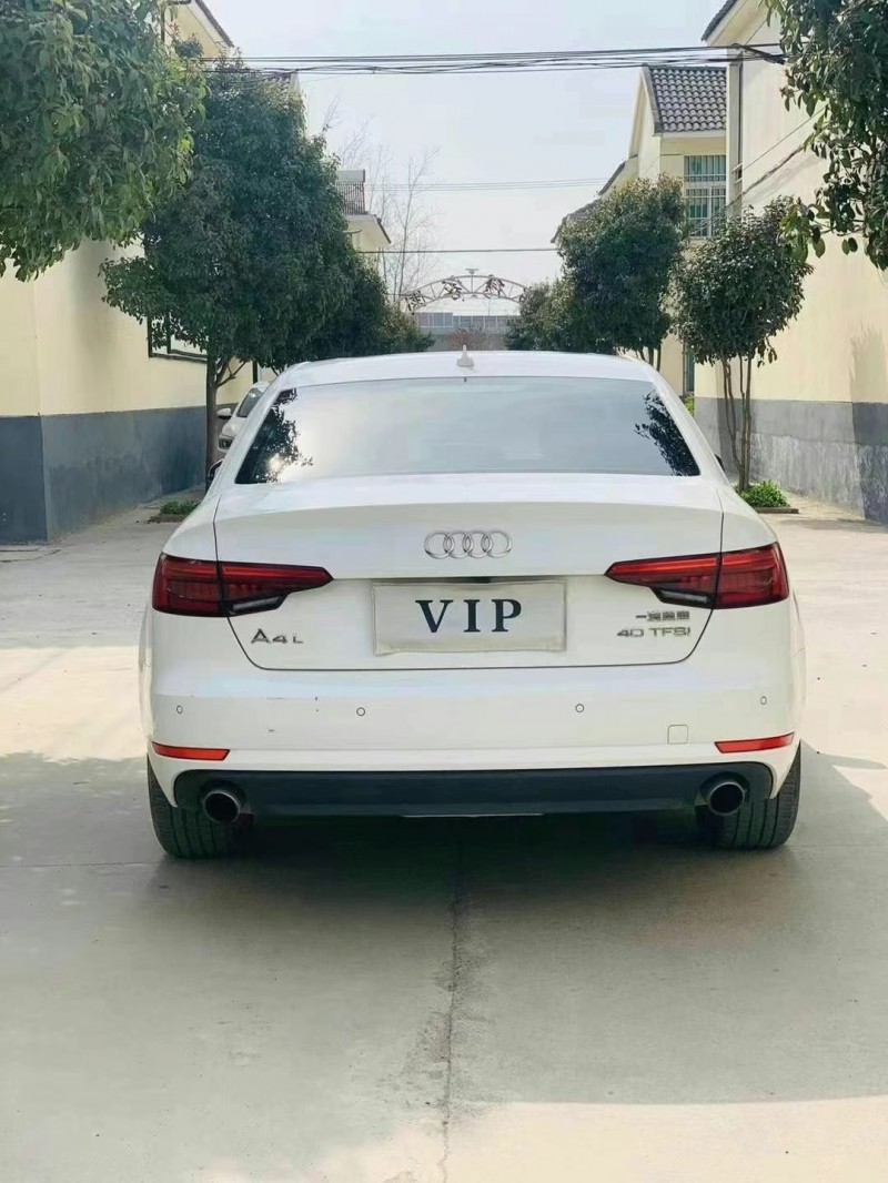 徐州17年奥迪A4L1