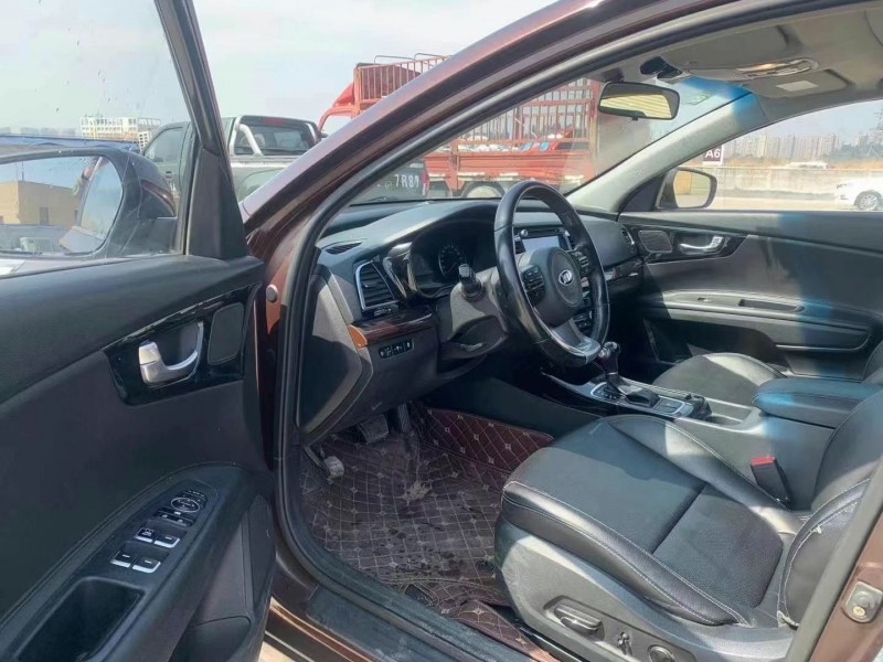 武汉15年起亚K47