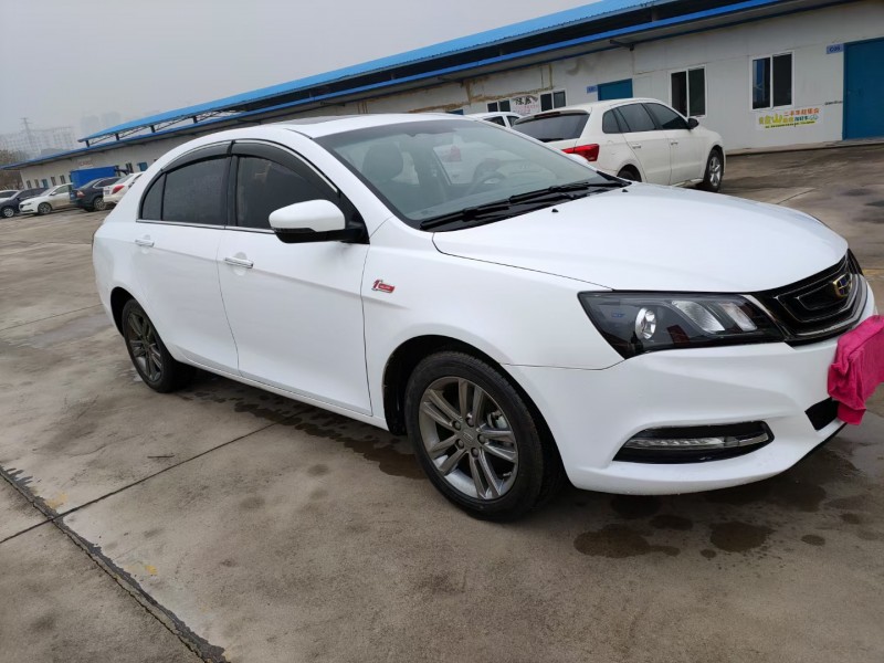 武汉17年吉利帝豪5