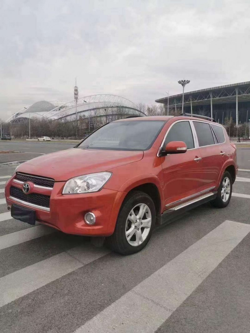 沈陽11年豐田RAV4榮放2