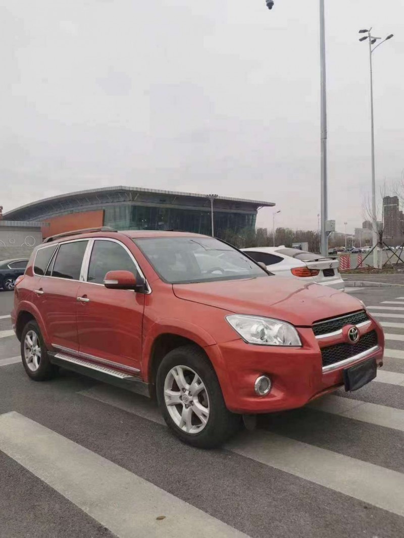 沈陽11年豐田RAV4榮放3
