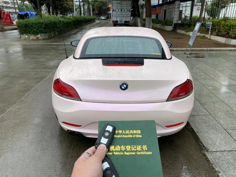 广州12年宝马Z44