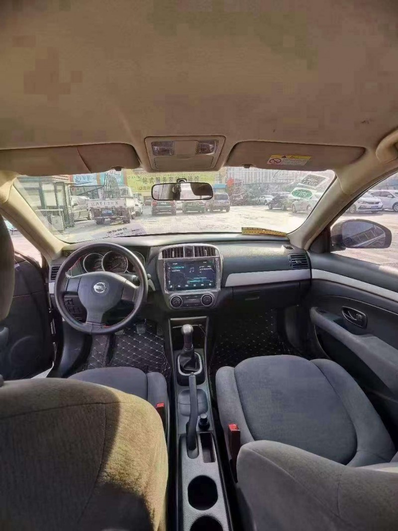 沈陽15年日產軒逸3