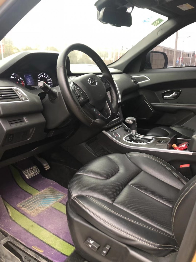 徐州17年陆风X73