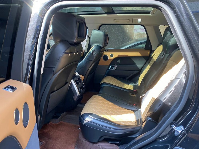 广州19年路虎揽胜运动8