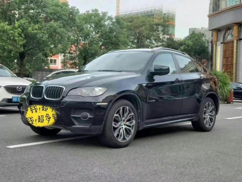 济宁12年宝马X62