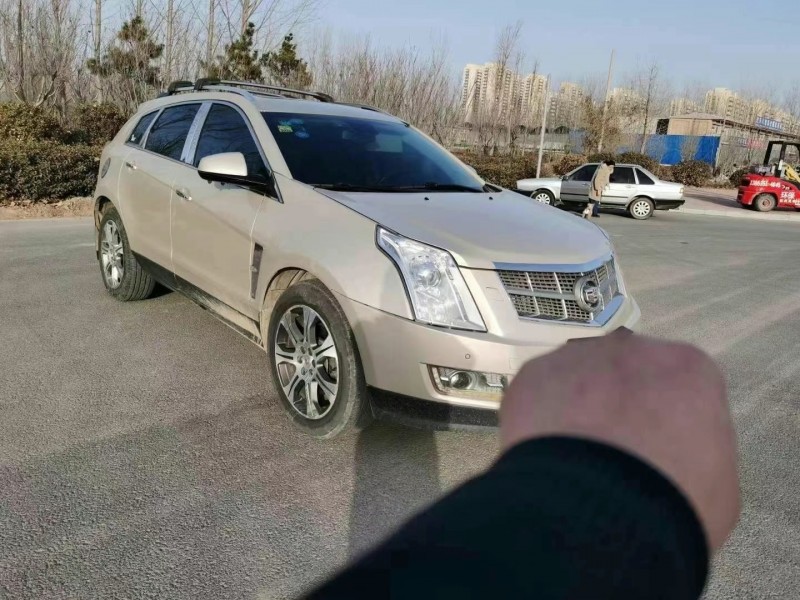 邵阳12年凯迪拉克SRX3